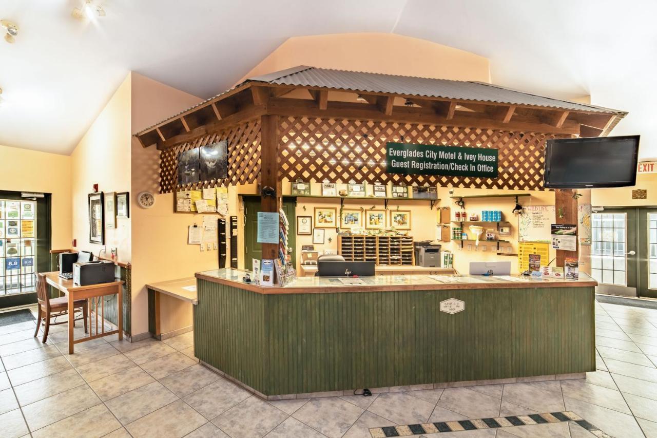 Ivey House Everglades Adventures Hotel Dış mekan fotoğraf